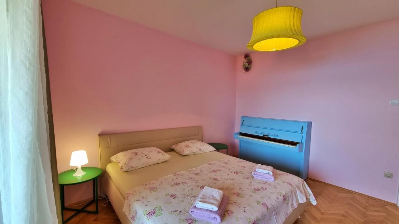 Apartments Soric 奥米什 外观 照片